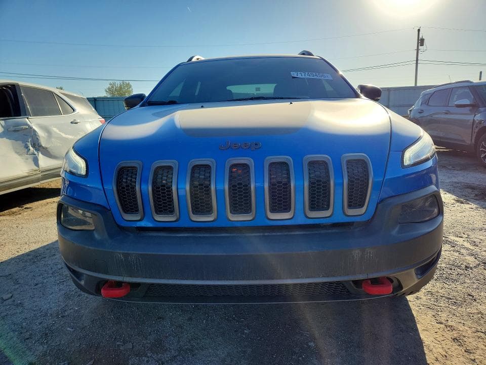 2017 JEEP CHEROKEE TRAILHAWK 5
