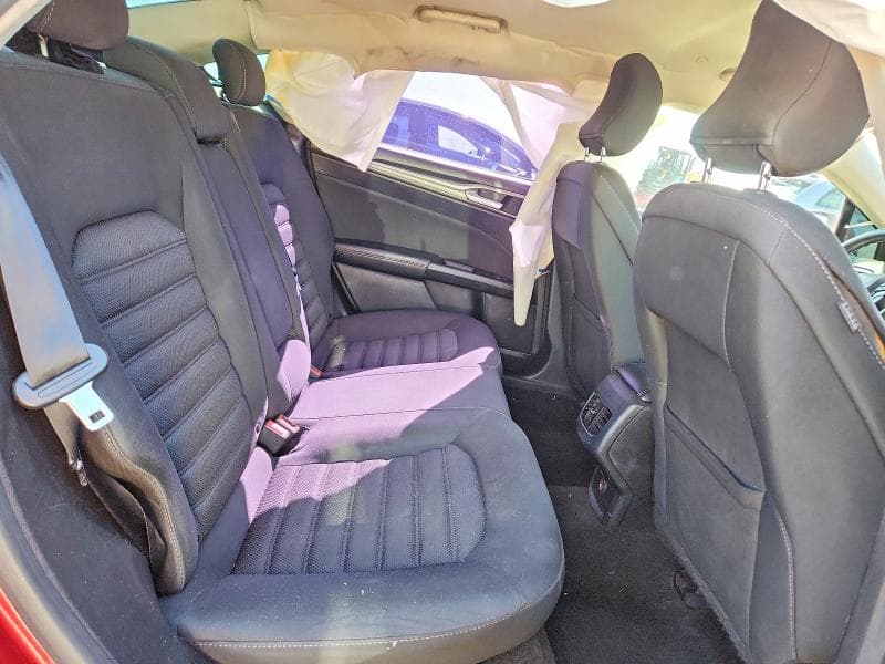 2019 FORD FUSION SE 10
