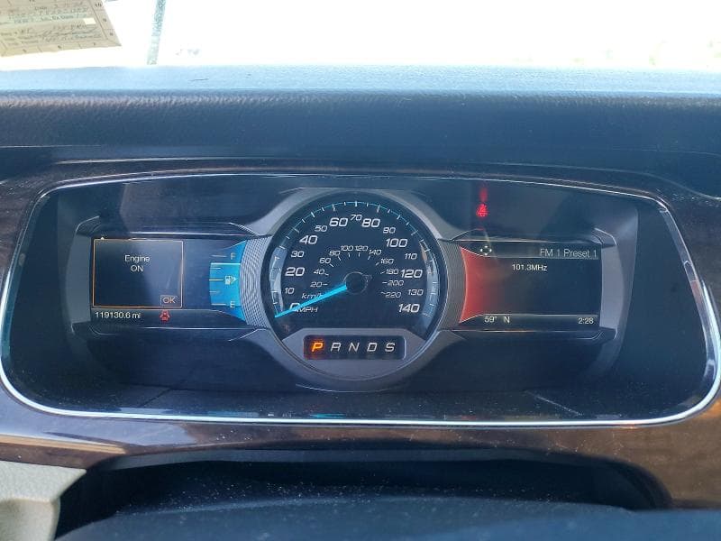 2017 FORD TAURUS LIMITED 9