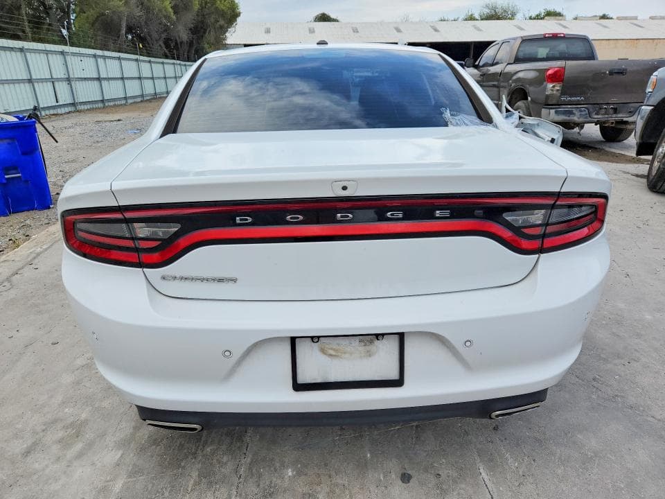 2022 DODGE CHARGER SXT 6
