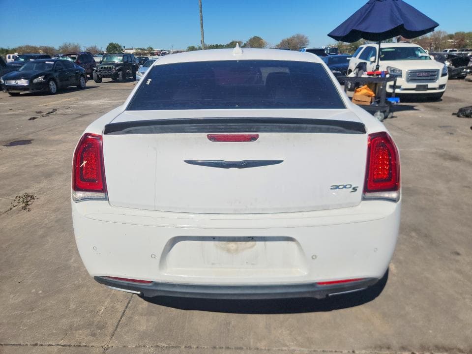 2018 CHRYSLER 300 S 6