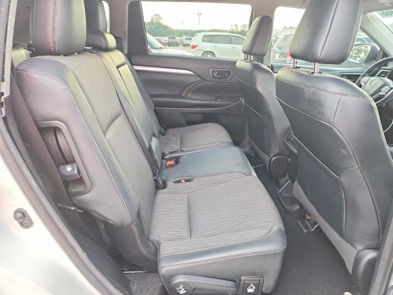 2018 TOYOTA HIGHLANDER LE PLUS 11