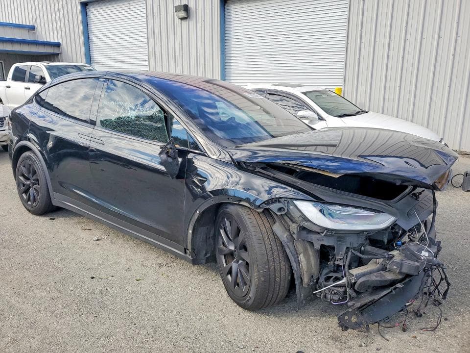 2022 TESLA MODEL X 4