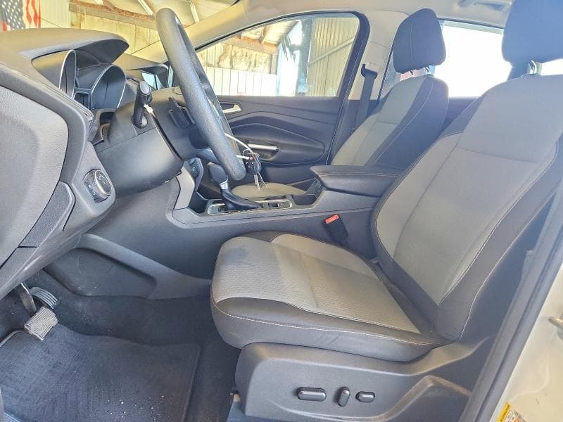 2017 FORD ESCAPE SE 7