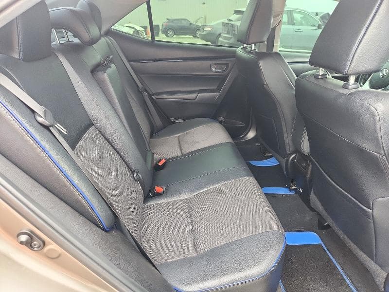 2019 TOYOTA COROLLA SE 10