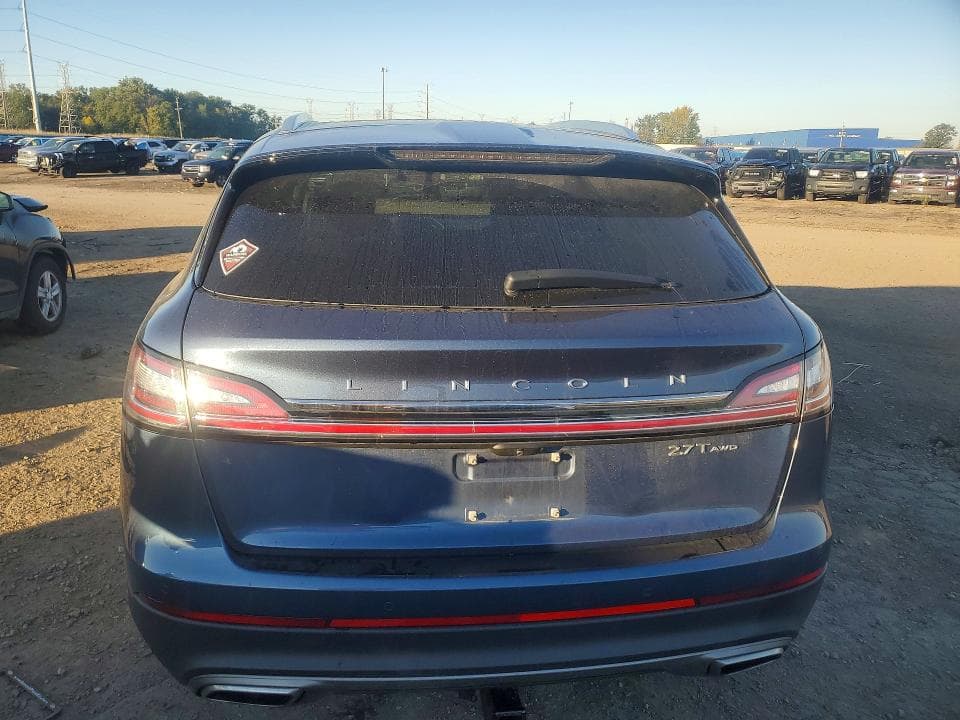2019 LINCOLN NAUTILUS RESERVE 6