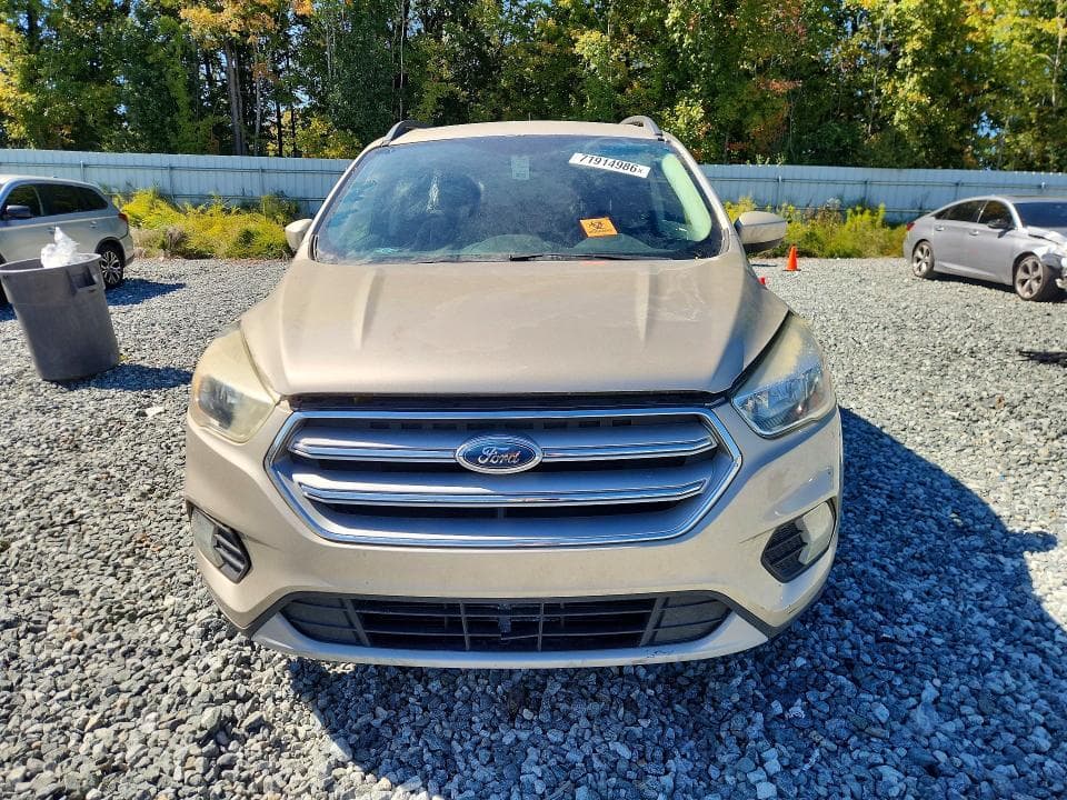 2018 FORD ESCAPE SE 5