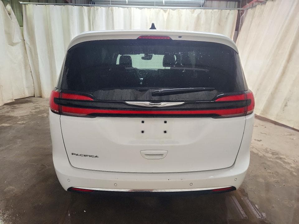2025 CHRYSLER PACIFICA SELECT 6