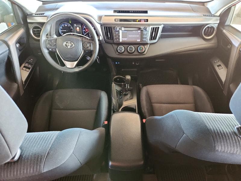 2018 TOYOTA RAV4 LE 8