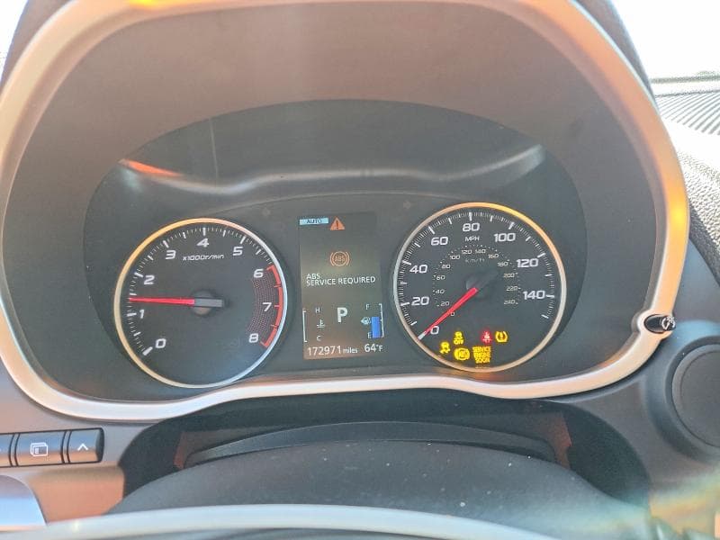 2018 MITSUBISHI ECLIPSE CROSS LE 9