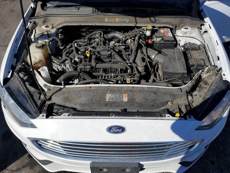 2020 FORD FUSION SE 11