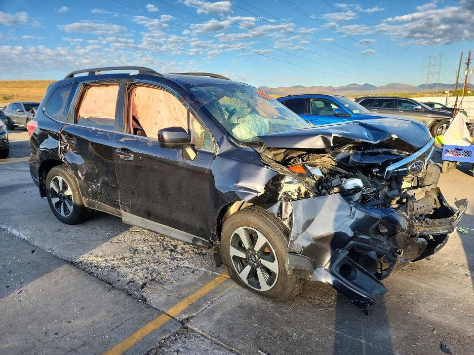 2017 SUBARU FORESTER 2.5I LIMITED 4