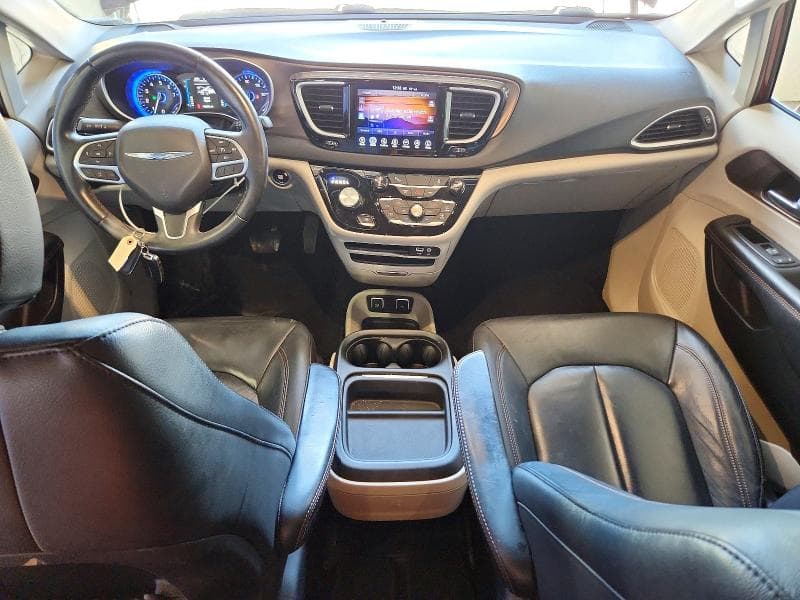2017 CHRYSLER PACIFICA TOURING L 8