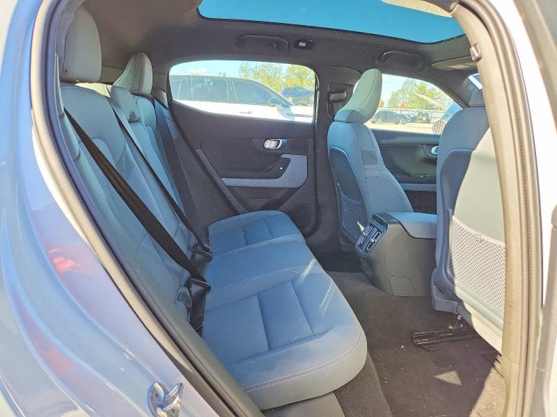 2023 POLESTAR 2 10