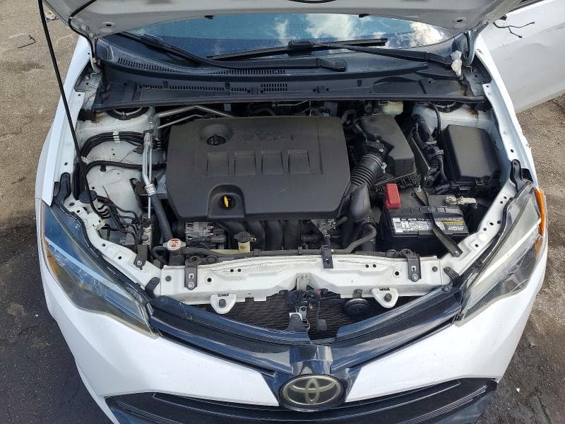 2017 TOYOTA COROLLA LE 11