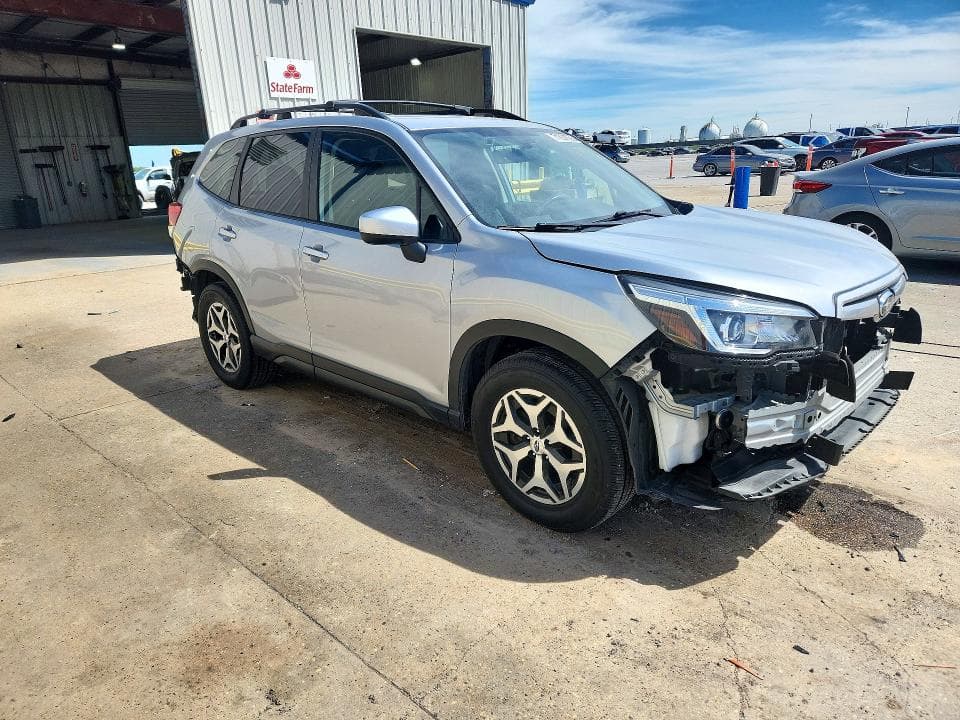 2019 SUBARU FORESTER PREMIUM 4