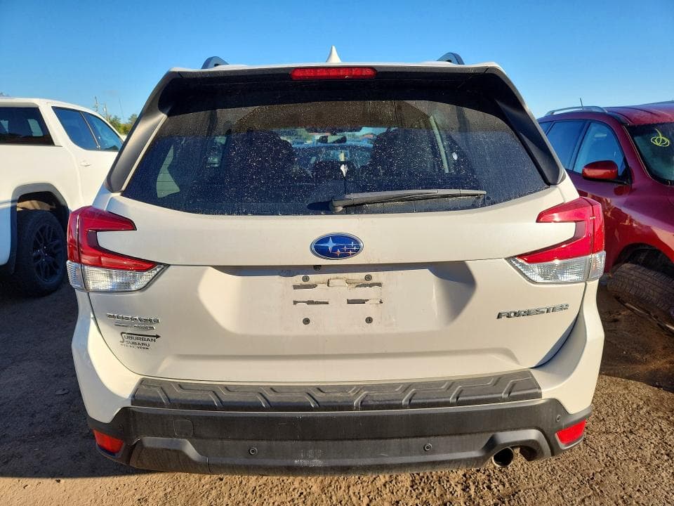 2023 SUBARU FORESTER LIMITED 6