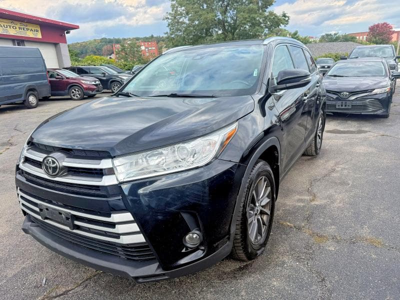 2019 TOYOTA HIGHLANDER XLE