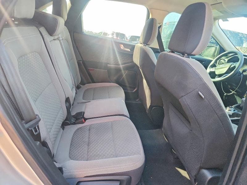 2020 FORD ESCAPE SE 11