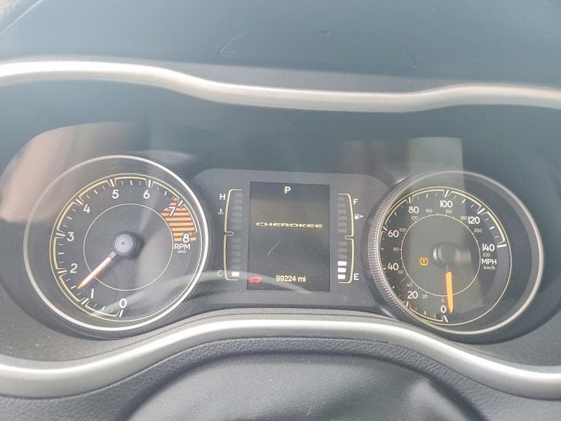 2018 JEEP CHEROKEE LATITUDE PLUS 9