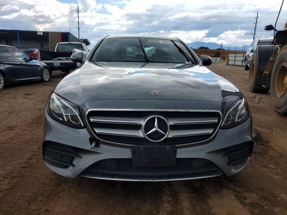2019 MERCEDES-BENZ E 300 5