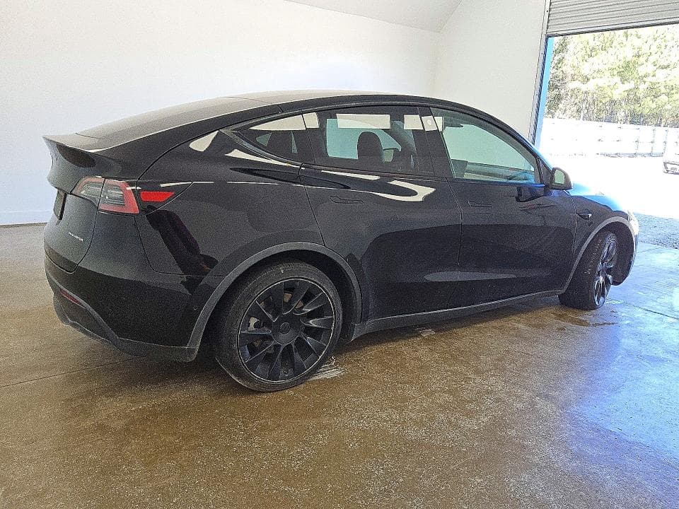 2022 TESLA MODEL Y 3