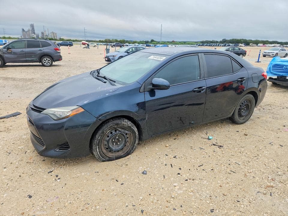 2017 TOYOTA COROLLA LE - 1