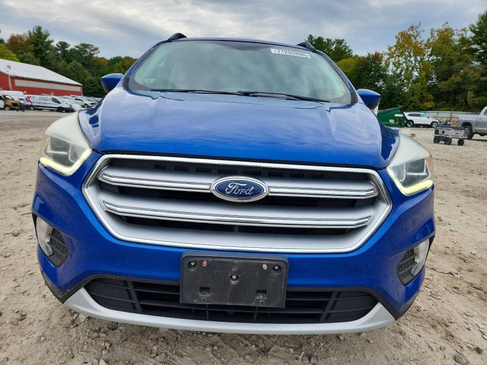 2017 FORD ESCAPE SE 5