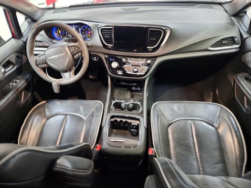 2025 CHRYSLER PACIFICA LIMITED 8