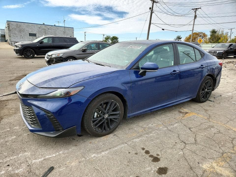 2025 TOYOTA CAMRY SE