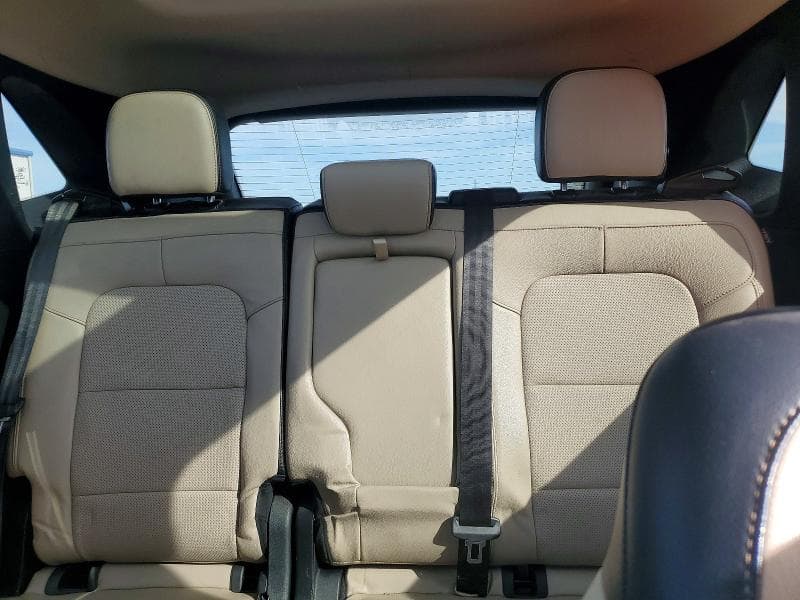 2020 FORD ESCAPE TITANIUM 10