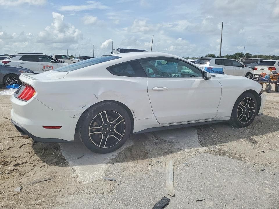 2021 FORD MUSTANG 3
