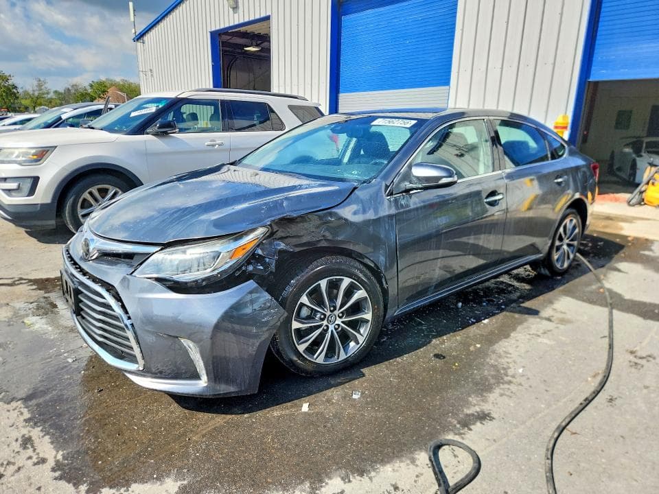 2018 TOYOTA AVALON XLE PREMIUM