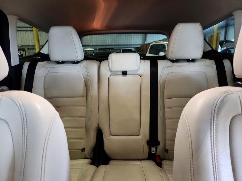 2018 FORD ESCAPE SEL 10