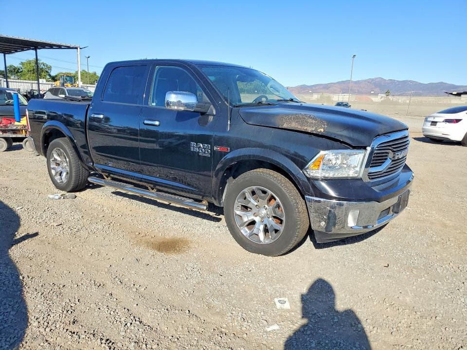 2019 RAM 1500 CLASSIC LARAMIE 4