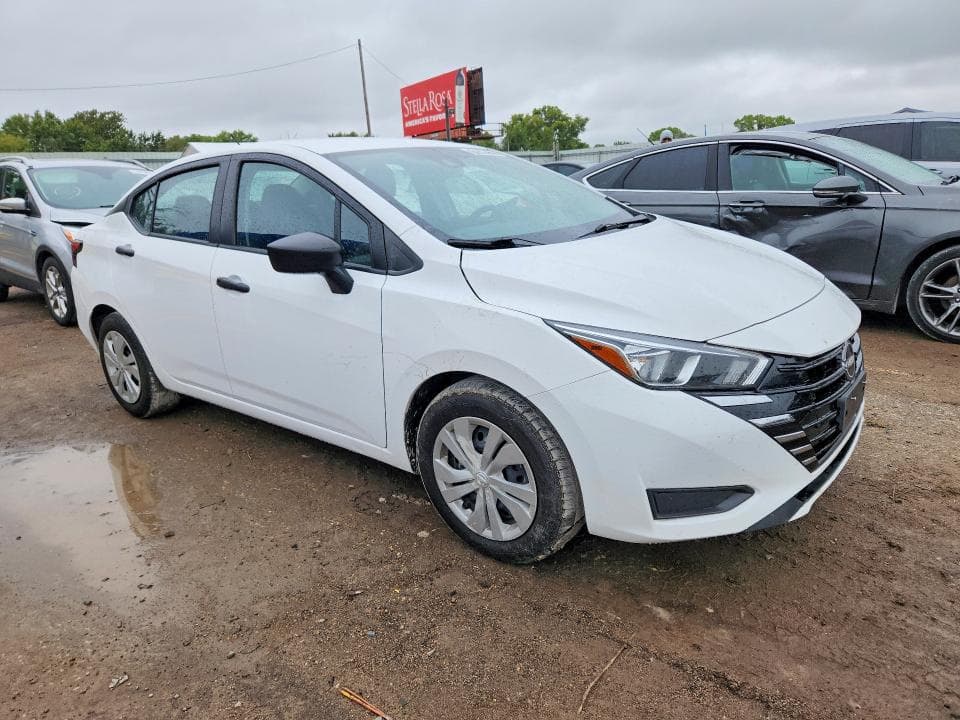 2024 NISSAN VERSA S 4