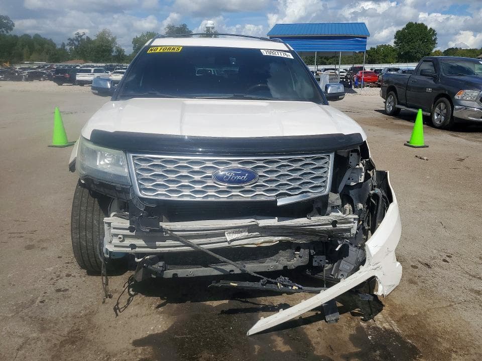 2017 FORD EXPLORER PLATINUM 5