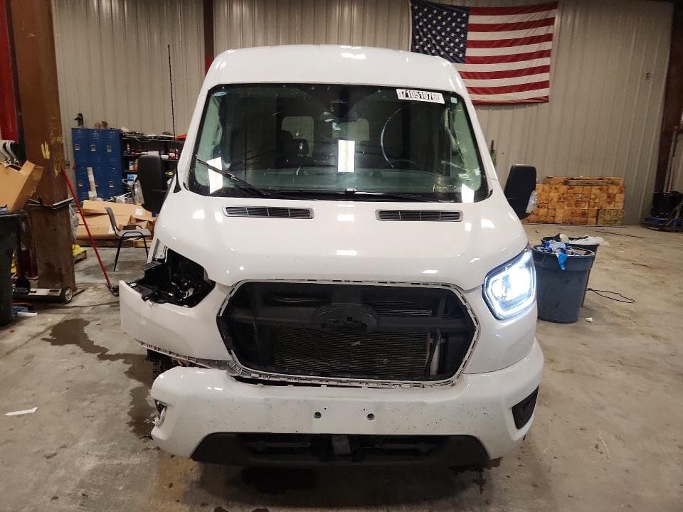 2026 FORD TRANSIT T-350 5