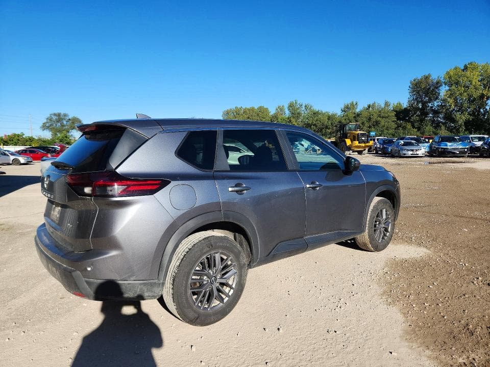 2026 NISSAN ROGUE SV 3