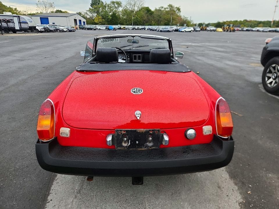 1975 MG MGB MK III 6