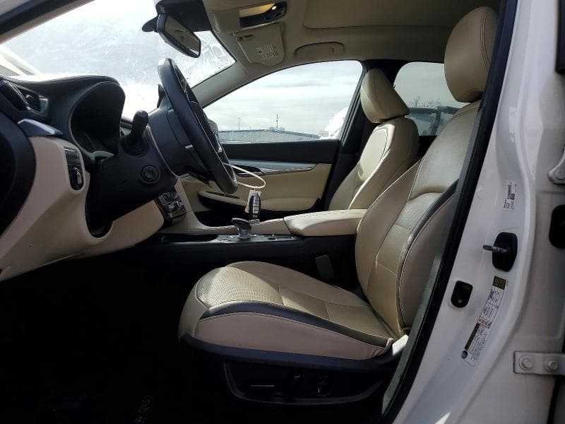 2019 INFINITI QX50 ESSENTIAL 7