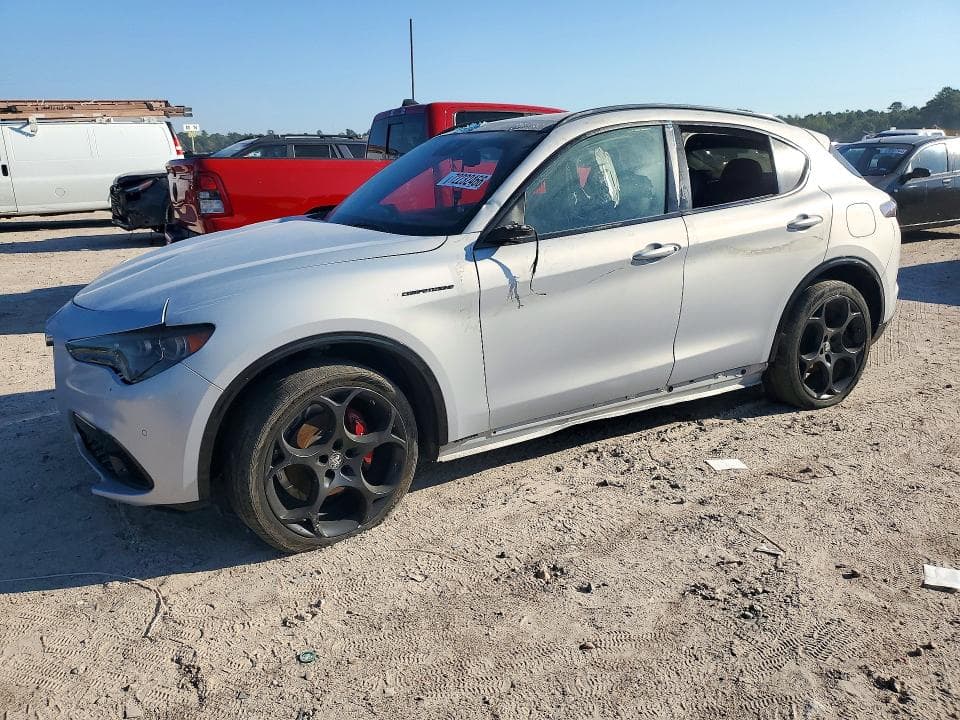 2024 ALFA ROMEO STELVIO TI