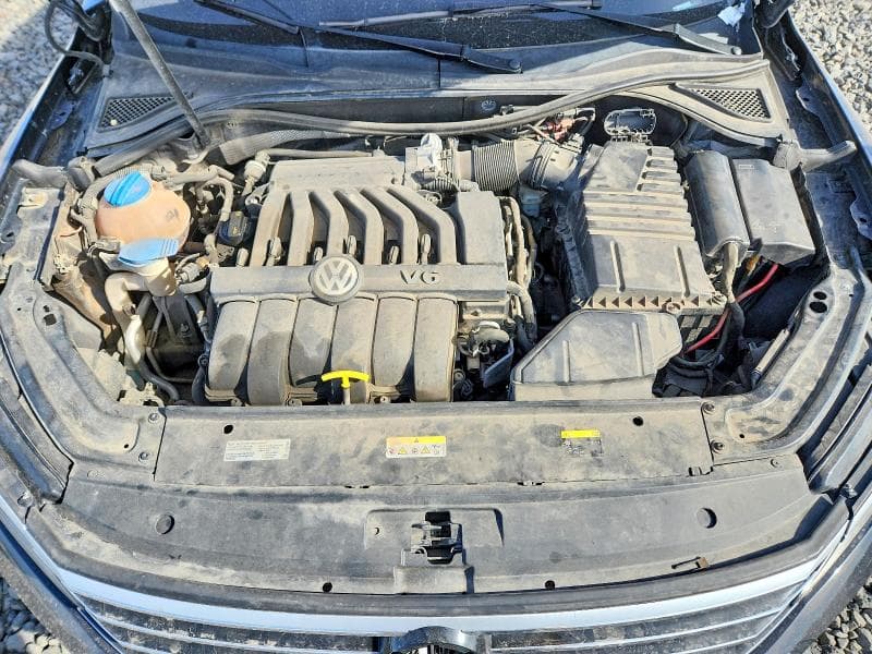2017 VOLKSWAGEN PASSAT SEL PREMIUM 11