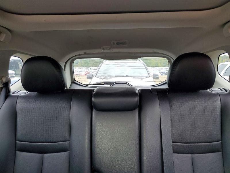 2017 NISSAN ROGUE SL 10