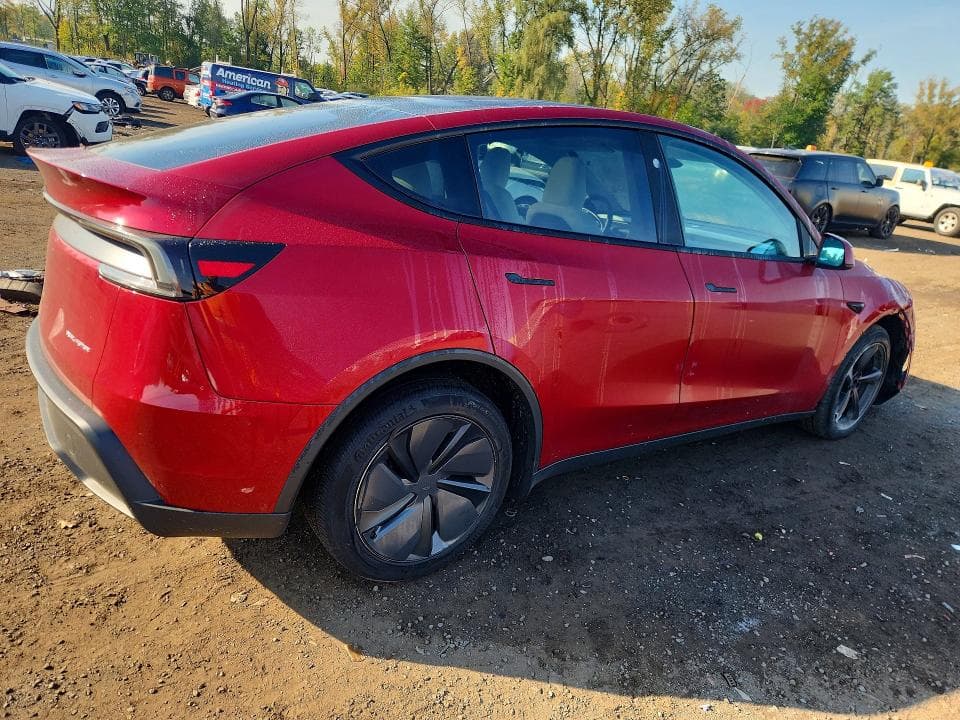 2026 TESLA MODEL Y 3