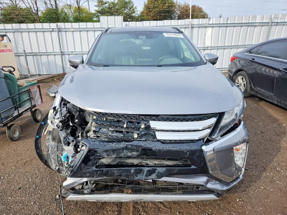 2020 MITSUBISHI ECLIPSE CROSS LE 5