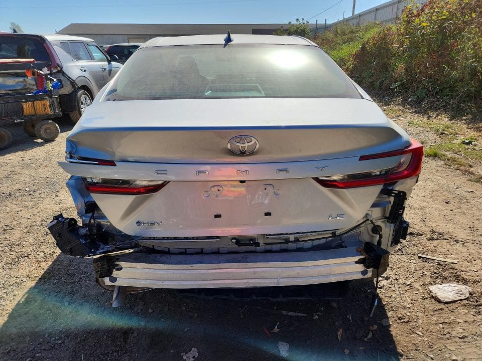 2026 TOYOTA CAMRY LE 6