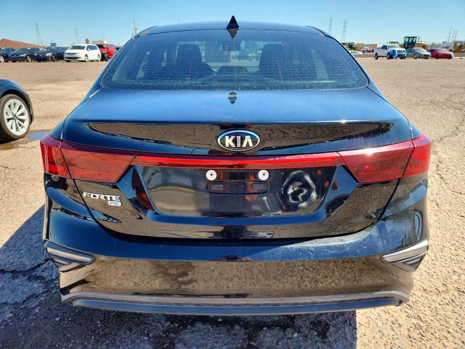 2021 KIA FORTE FE 6