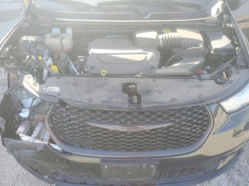 2025 CHRYSLER PACIFICA LIMITED 12