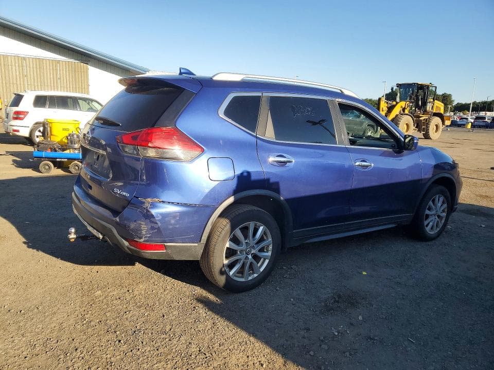 2017 NISSAN ROGUE SV 3